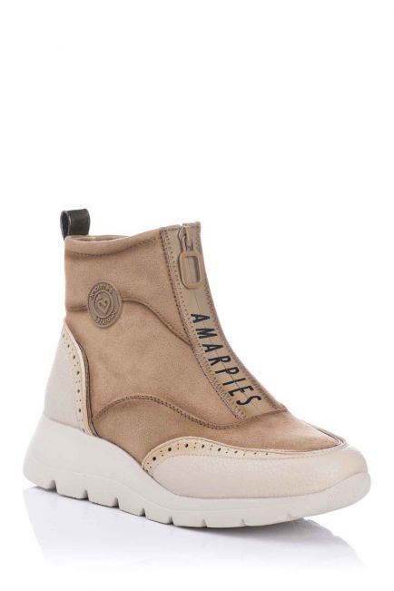 Botín con cuña para mujer AMARPIES crema