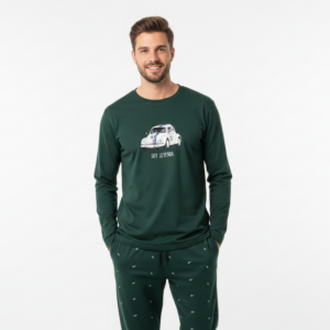 Pijama de hombre DARK ELEPHANT verde con dibujo de coche