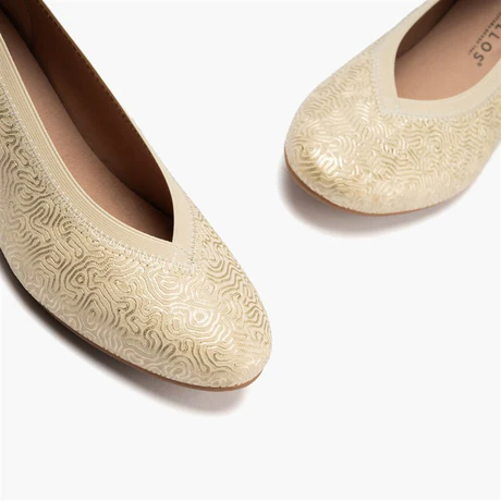 Zapato Salón PITILLOS Mujer Oro Tacón Bajo 3 cm | Zapato Cómodo de Piel Elegante - Imagen 5