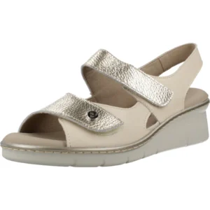 Sandalias PITILLOS 11010 piel crema con cuña cómoda y velcro ergonómica