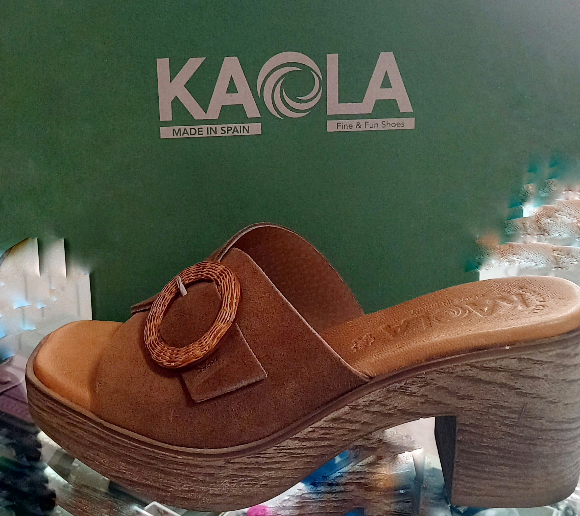 Sandalia KAOLA de Piel Serraje con Tacón y Plataforma Ligera - Imagen 2